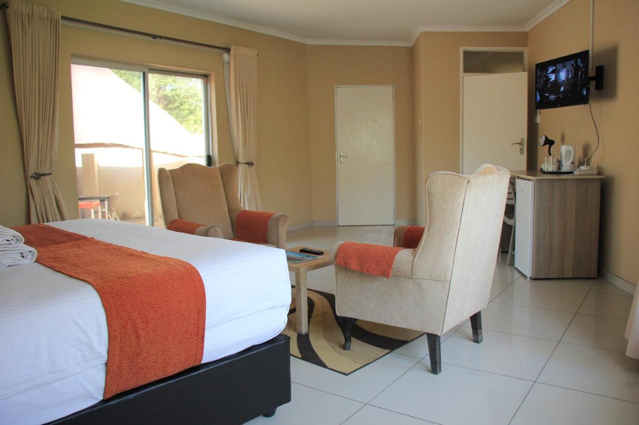 Bridgeville Guest House Gaborone Bagian luar foto