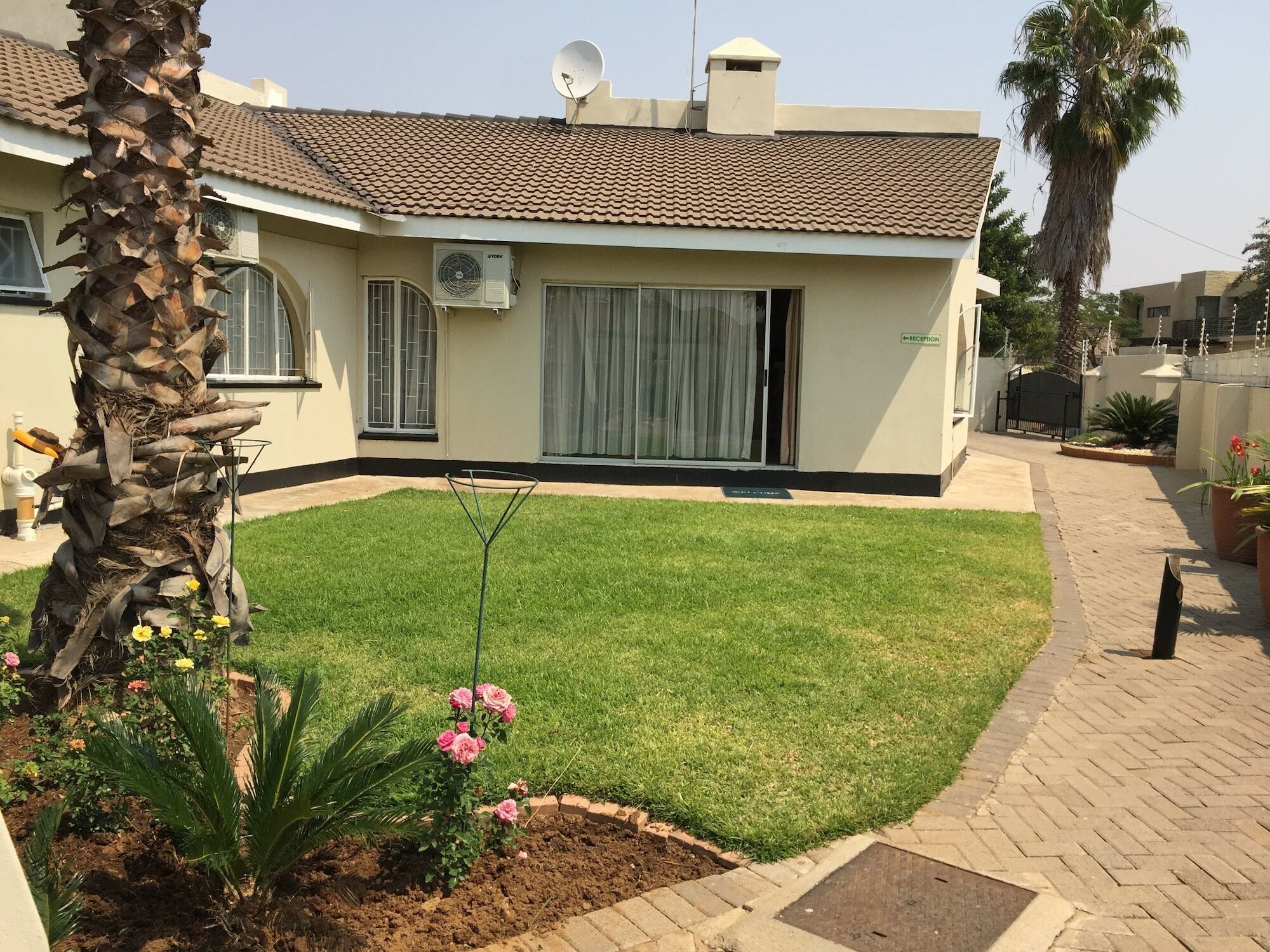 Bridgeville Guest House Gaborone Bagian luar foto