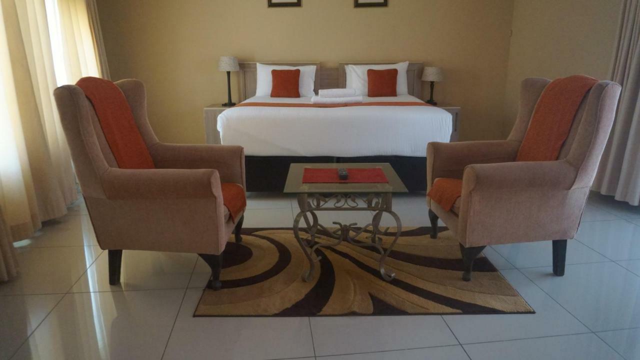 Bridgeville Guest House Gaborone Bagian luar foto